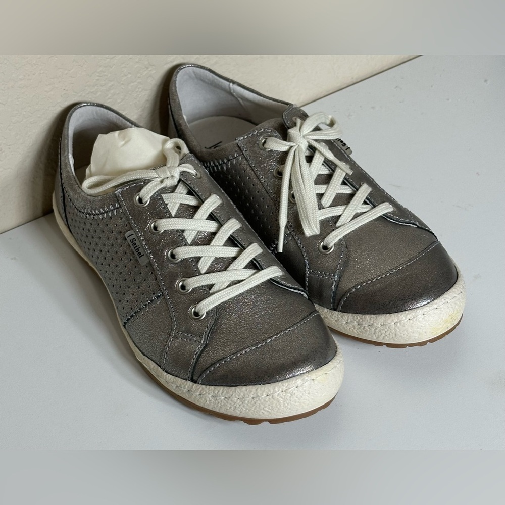JOSEF SEIBEL "Caspian"Silver Metallic Sneaker, NEW! US 5-5.5 S(EU 36)
